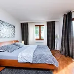 House Mirjana Σπίτι διακοπών *