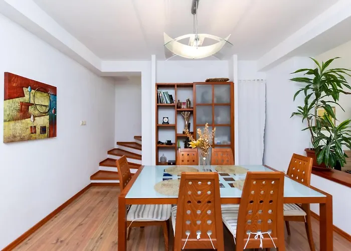 House Mirjana