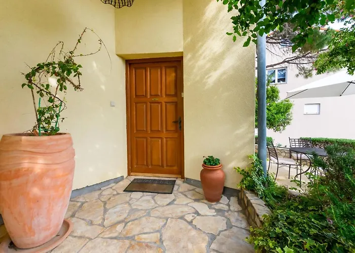House Mirjana Ferienhaus *
